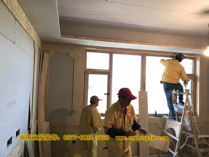 龙发装饰木工师傅